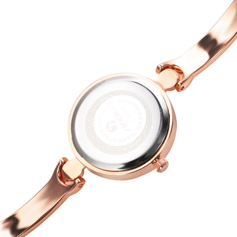 Bangle Type Quartz Luxury Wristwatch